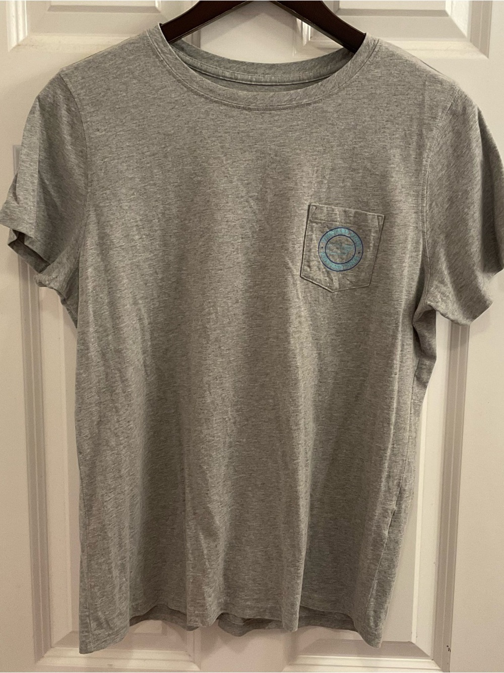 Vineyard Vines Gray Pocket T-Shirt - Size Medium - Picture 3 of 8